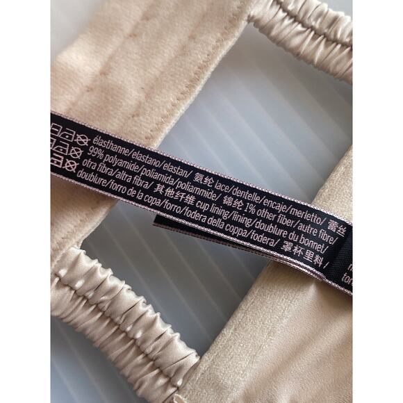 Victoria's Secret Balconette Bra - Picture 11 of 13